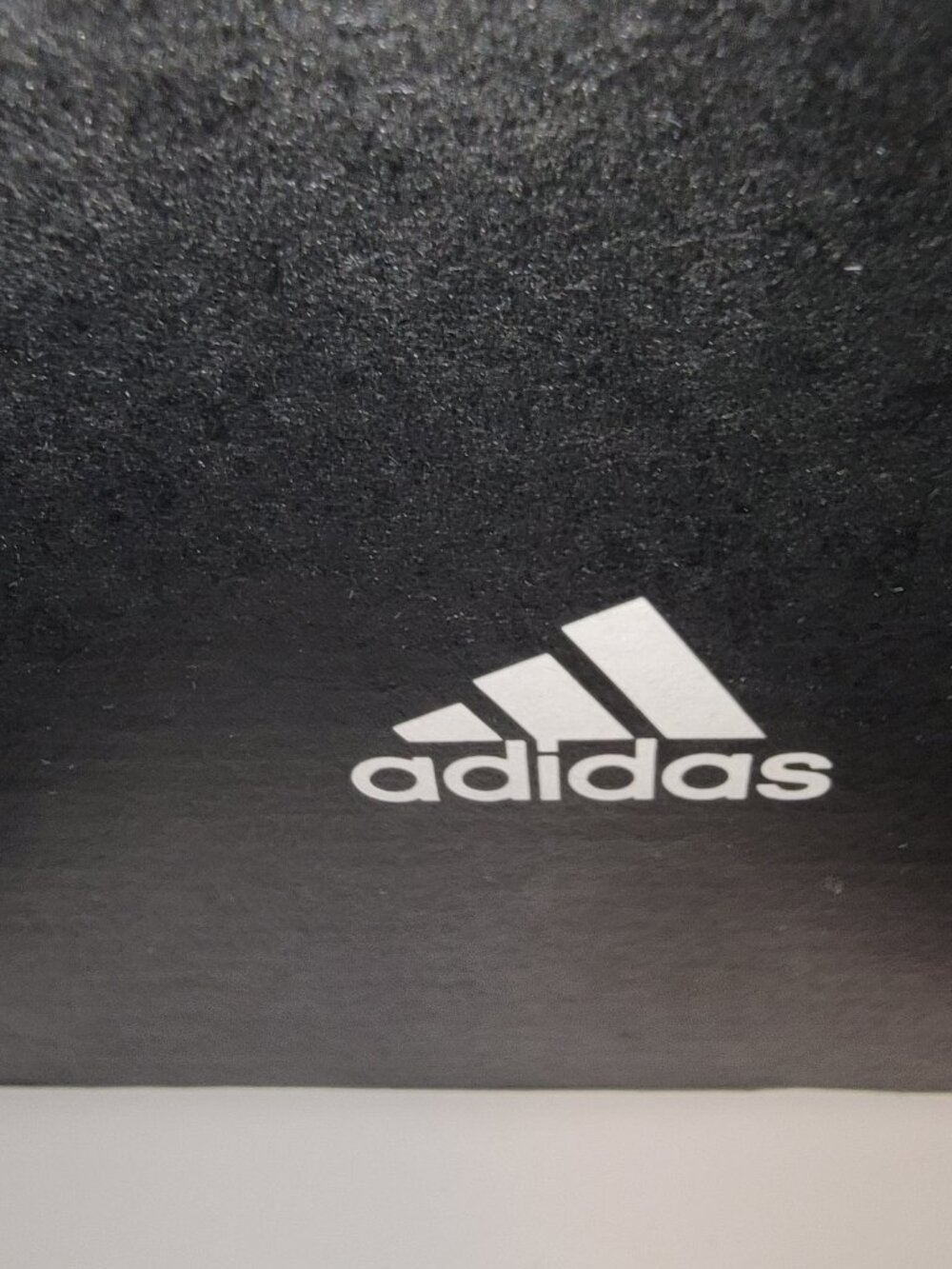 Adidas Ultraboost Like New - Picture 2 of 5
